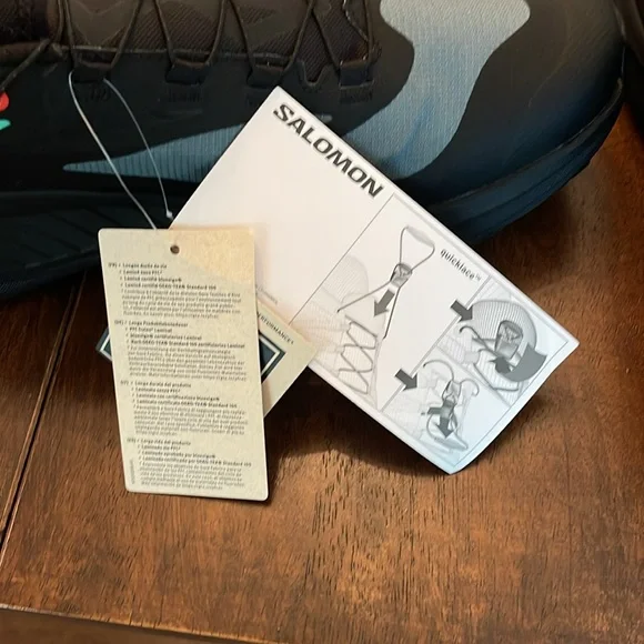 NWT Salomon Genesis GTX Sneakers - Picture 8 of 10